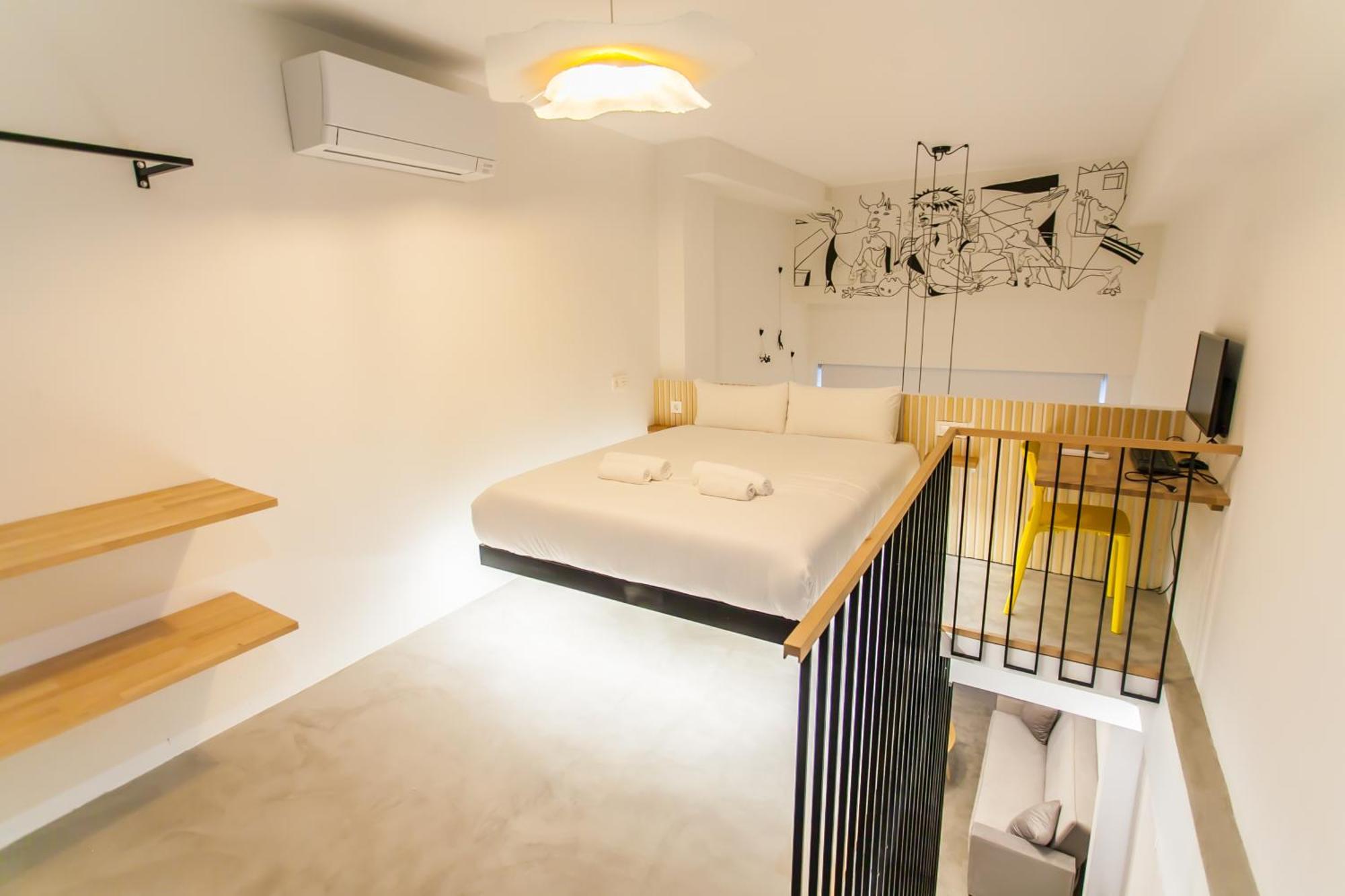 Guernica Luxury Duplex - Location, Light, And Art Madri Exterior foto