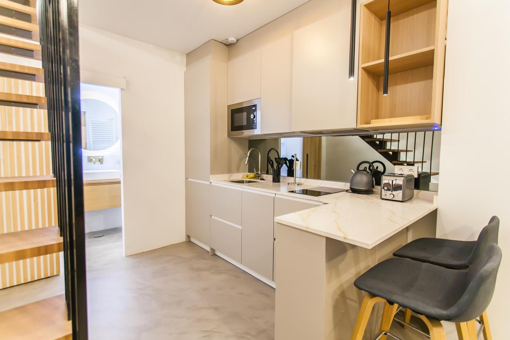 Guernica Luxury Duplex - Location, Light, And Art Madri Exterior foto
