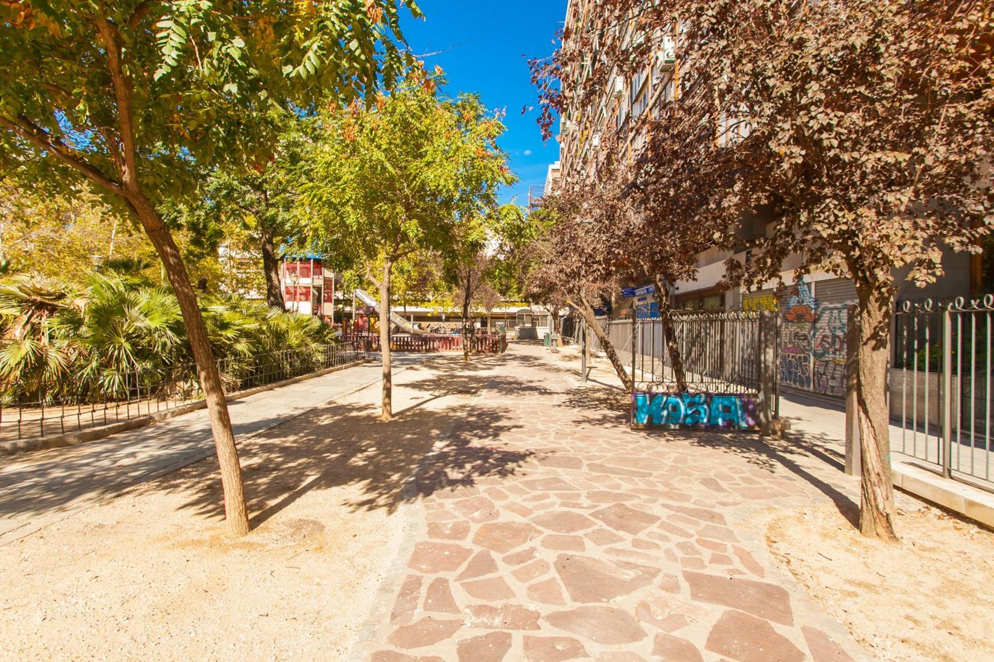 Guernica Luxury Duplex - Location, Light, And Art Madri Exterior foto