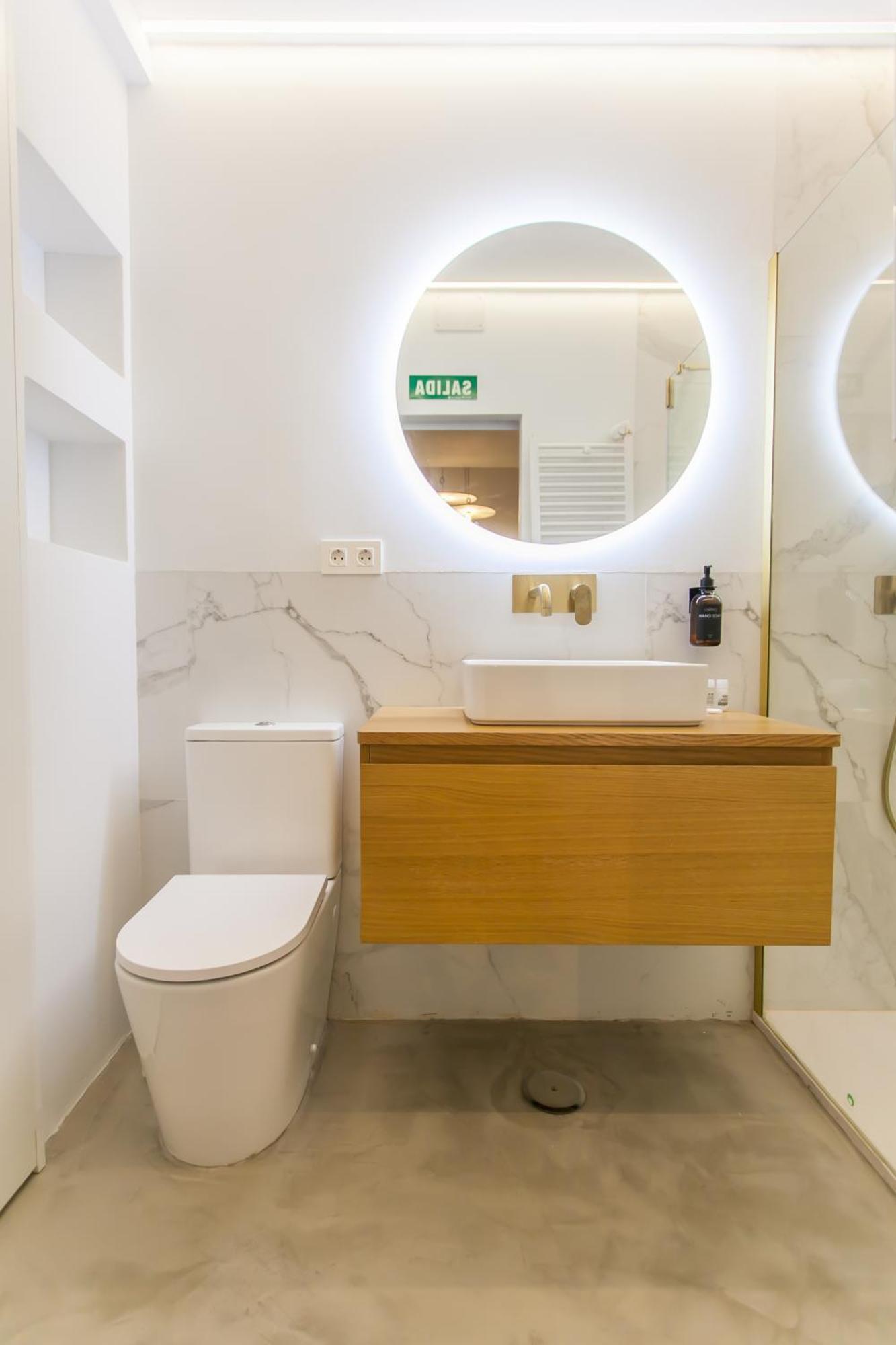 Guernica Luxury Duplex - Location, Light, And Art Madri Exterior foto